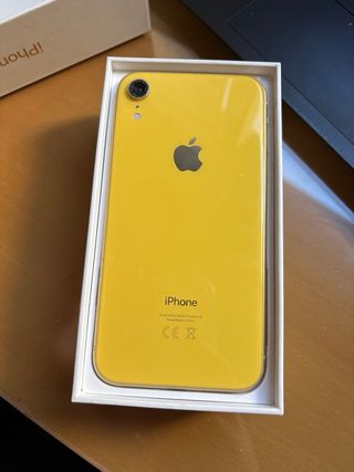 iPhone XR giallo 64 GB
