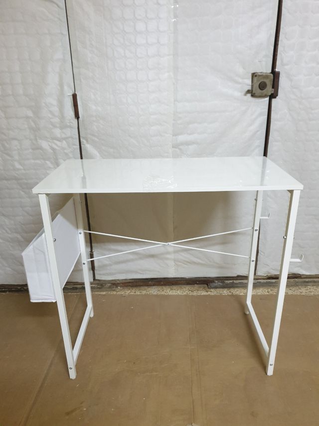 Mesa escritorio blanca madera y metal