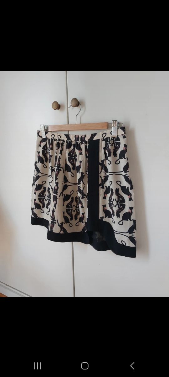 Falda Dolores Promesas