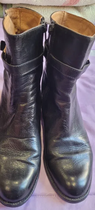 Botas de cuero negras para mujer