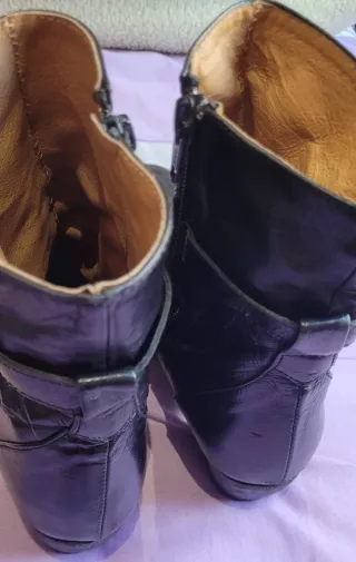 Botas de cuero negras para mujer