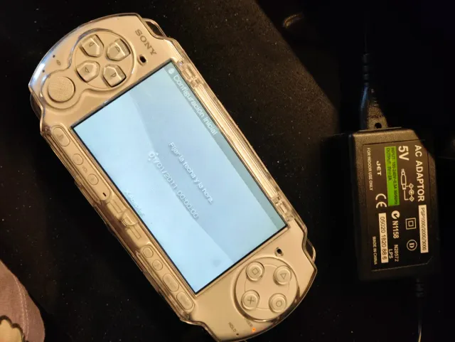 Psp 3004 Blanca + Funda Protectora