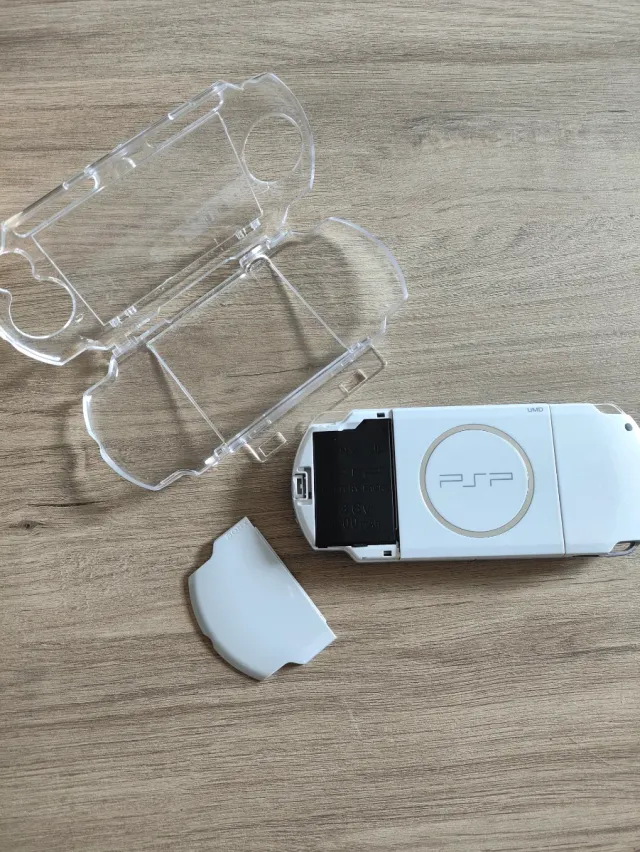 Psp 3004 Blanca + Funda Protectora