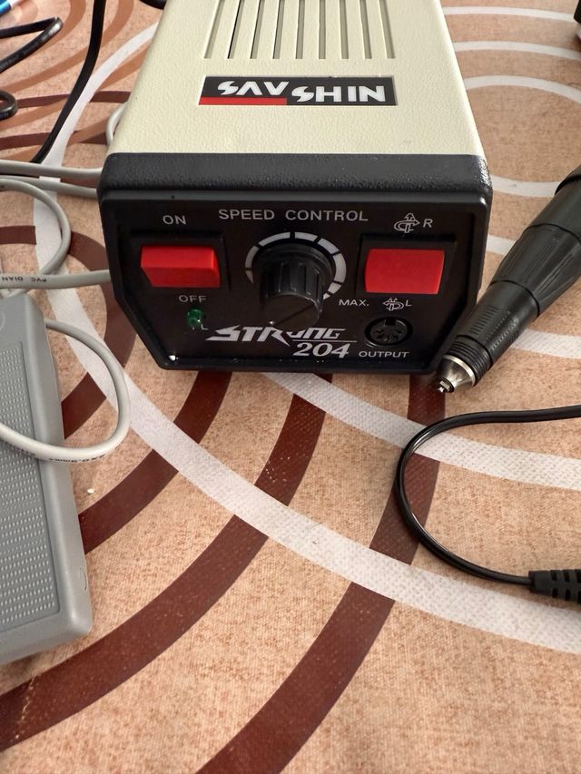 Lima de uñas Strong 204