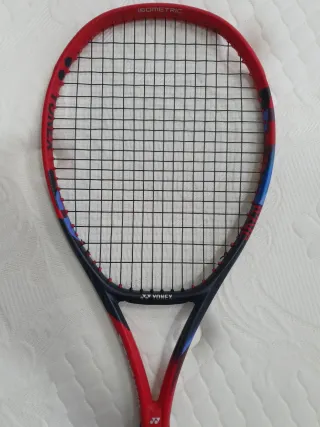 Raqueta Tenis Yonex Vcore 98.
