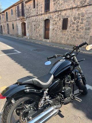 Moto Custom GOES 125