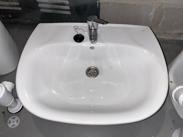Lavabo de cerámica