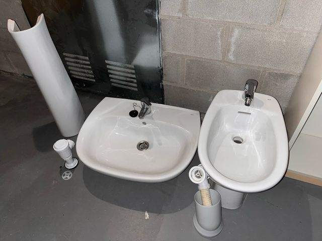 Lavabo de cerámica