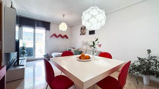 Piso en venta en Mercado en Alicante