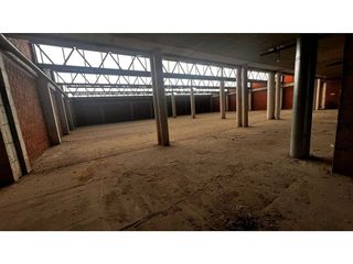 Local comercial en venta en Almansa