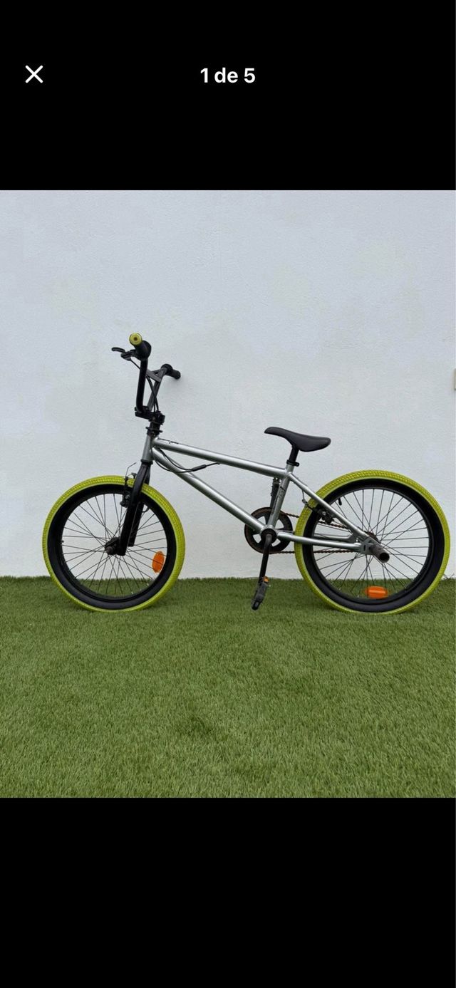Bicicleta BMX infantil