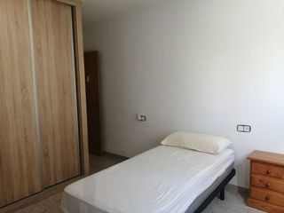 Piso en alquiler en Ciudad Jardín - Tagarete - El Zapillo en Almería