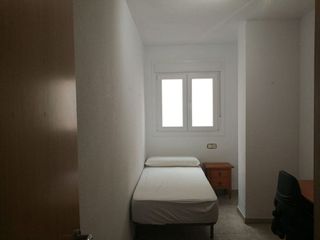 Piso en alquiler en Ciudad Jardín - Tagarete - El Zapillo en Almería