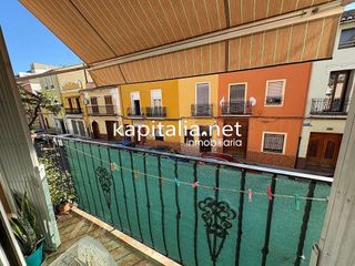 Casa adosada en venta en Carcaixent