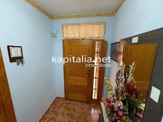 Casa adosada en venta en Carcaixent