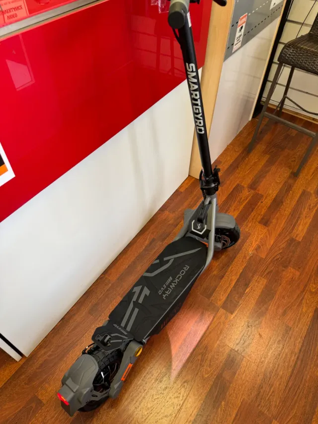 Patinete eléctrico smartgyro rockway EVO