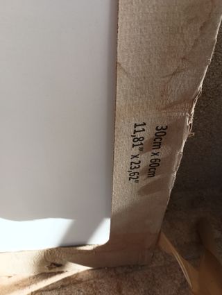 Azulejos marrón y azulejos blanco