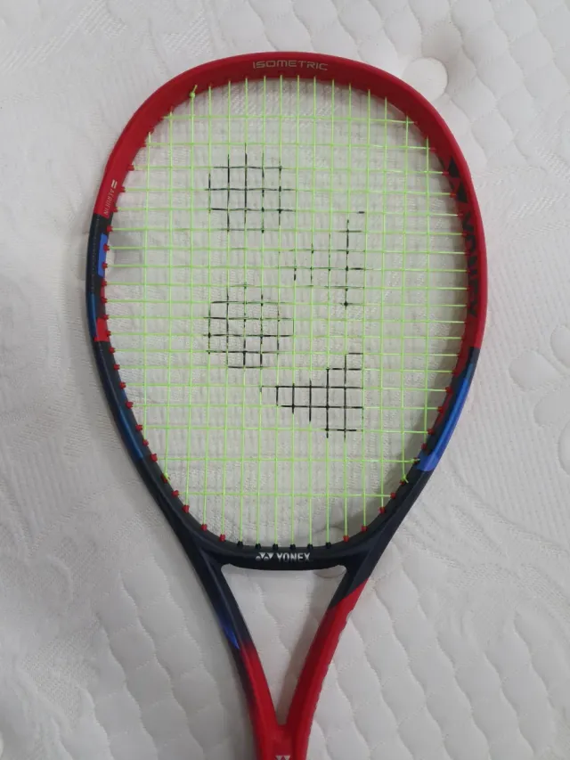 Raqueta Tenis Yonex Vcore 100 Roja/Azul