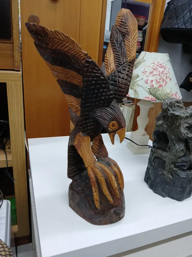 Figura Águila Madera Tallada