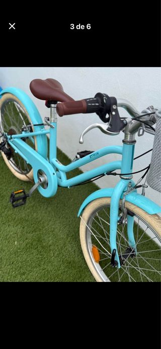 Bicicleta azul BTWIN