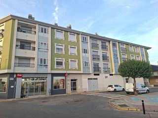 Piso en venta en Cacabelos