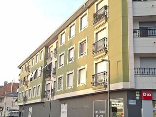 Piso en venta en Cacabelos