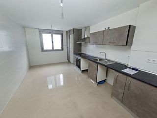 Piso en venta en Cacabelos