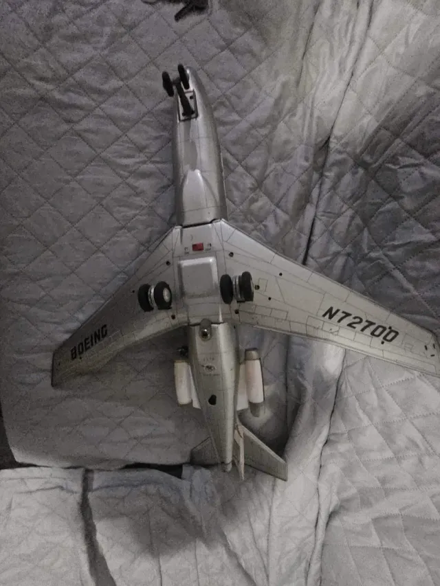 Avión Boeing 727 Juguete vintage
No Wallapay