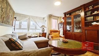 Piso en venta en Puerto Chico en Santander