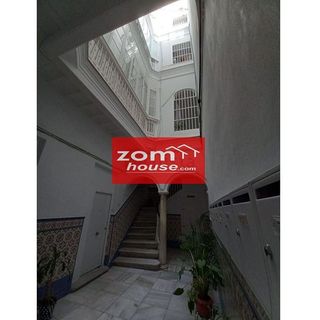 Piso en venta en Centro Histórico - Plaza España en Cádiz