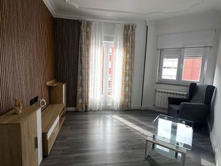 Piso en venta en Inmobiliaria - Barreda en Torrelavega