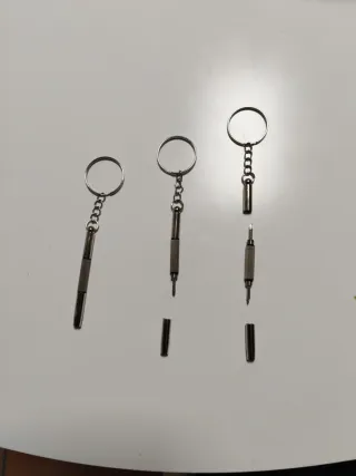 Llavero Destornillador Gafas Plata