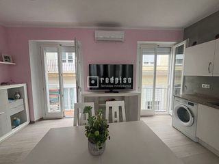 Piso en venta en La Caleta - La Viña en Cádiz