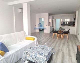 Piso en venta en La Caleta - La Viña en Cádiz