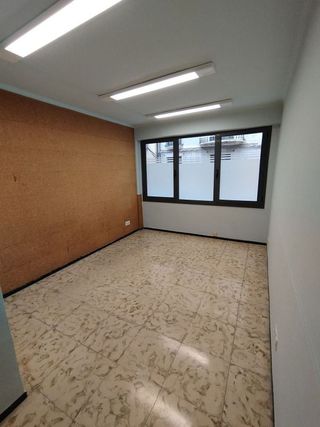 Oficina en alquiler en Centre en Girona