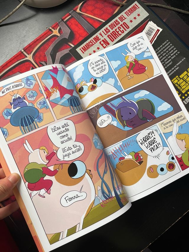 HORA DE AVENTURAS PRESENTA: MARCELINE Y LAS DIV...