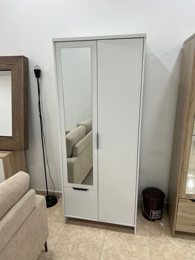 Armario 2 puertas cajón y espejo