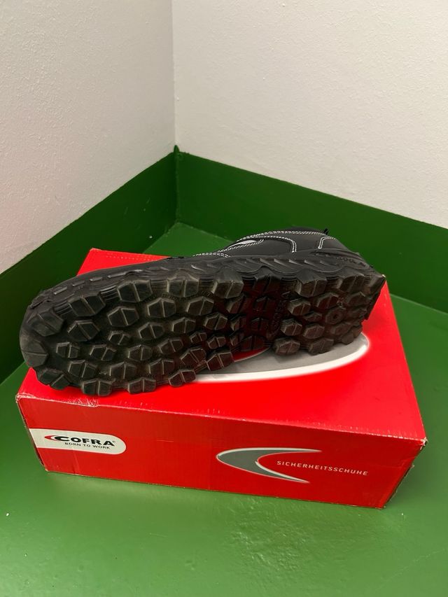 Zapatos de seguridad Cofra negros