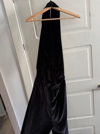 Mono terciopelo espalda descubierta