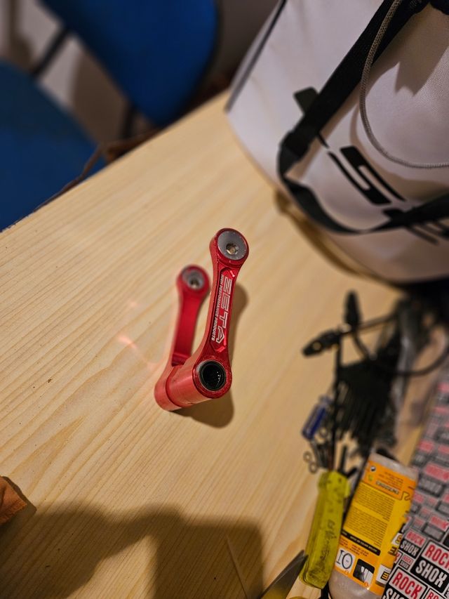 Bieleta Regulable Zeta para Honda CRF300L/Rally