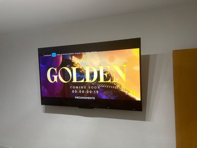 TOSHIBA 50 Smart TV 4K UHD 50UV2363DG