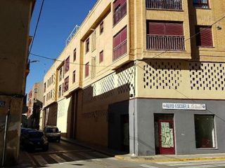 Garaje en venta en Almansa