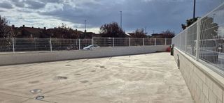 Local comercial en alquiler en Urb. Belvalle en Meco