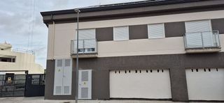 Local comercial en alquiler en Urb. Belvalle en Meco