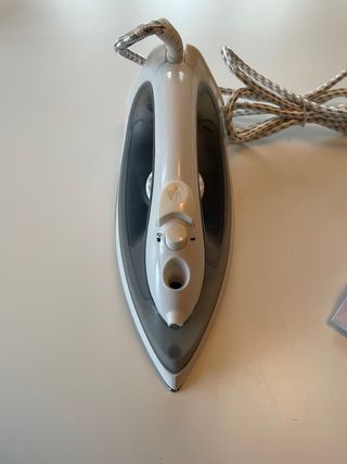 Ferro da stiro Keiros Home 2200W