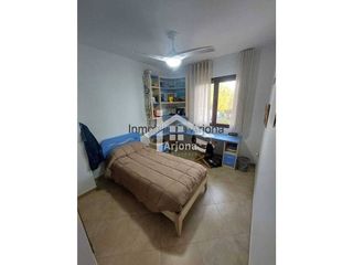 Casa adosada en venta en Lucena