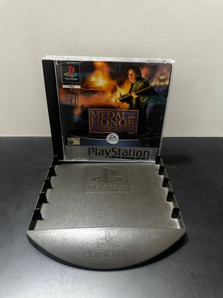 Medal of Honor: Underground (PS1 - Platinum)