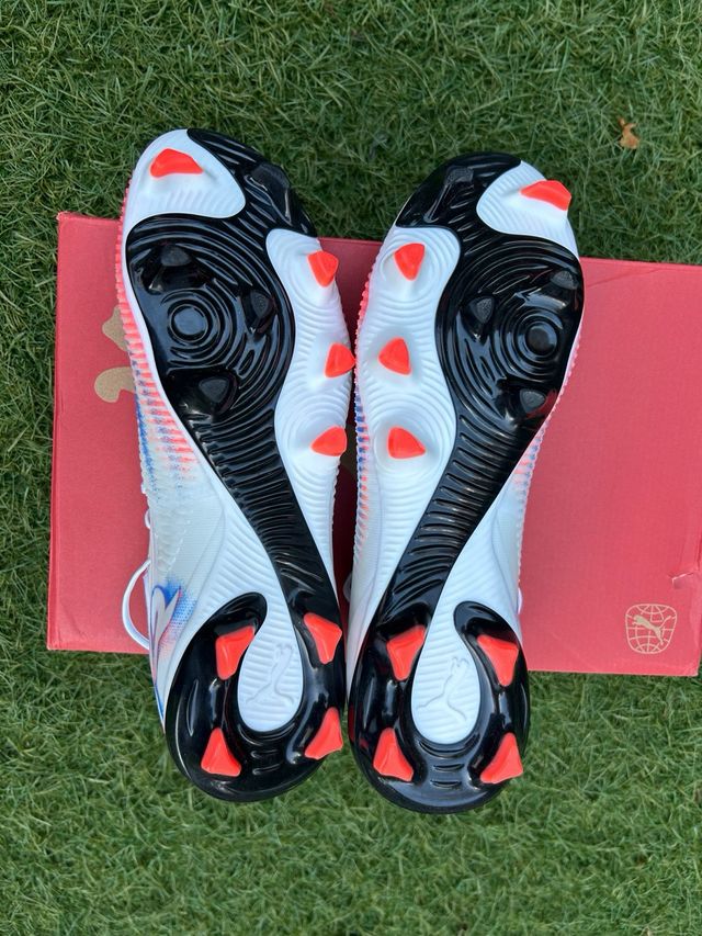 Botas de fútbol Puma nuevas