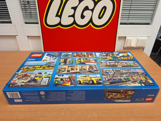 LEGO CITY 60050 STAZIONE FERROVIARIA (2014)