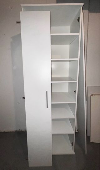 Armadio bianco multifunzionale